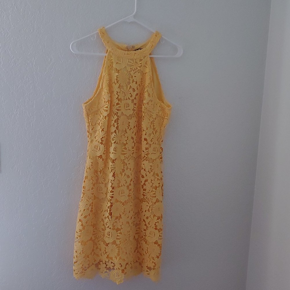 Lulus Body-con dress👗